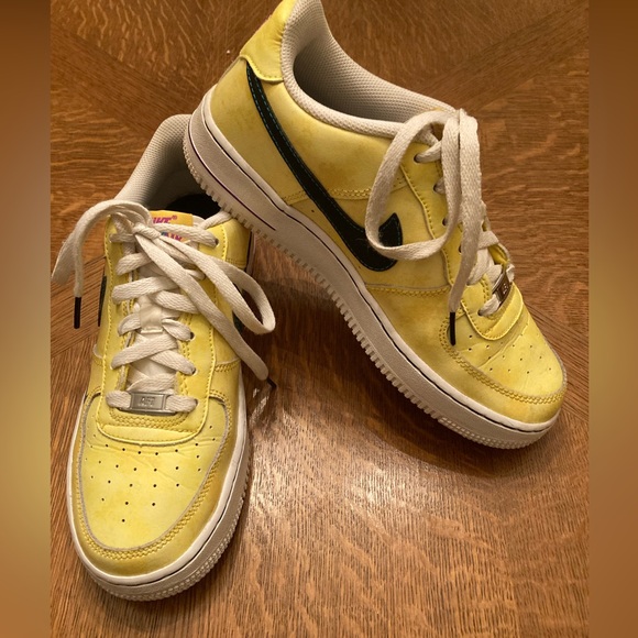 Nike Shoes - Nike Air Force 1